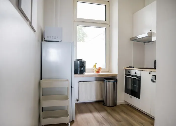 Apartment Spacious In Mitte For 6