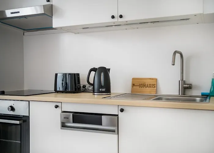 Apartment Spacious In Mitte For 6