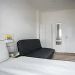 Spacious In Mitte For 6 Apartamento Berlim