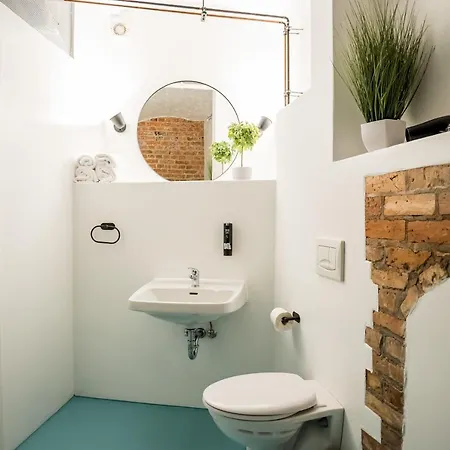 Spacious In Mitte For 6 Apartment *